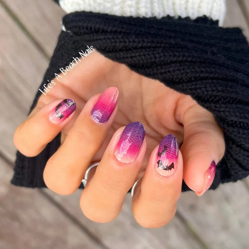 Color Street Halloween Nail Set- Bat to the Bone
